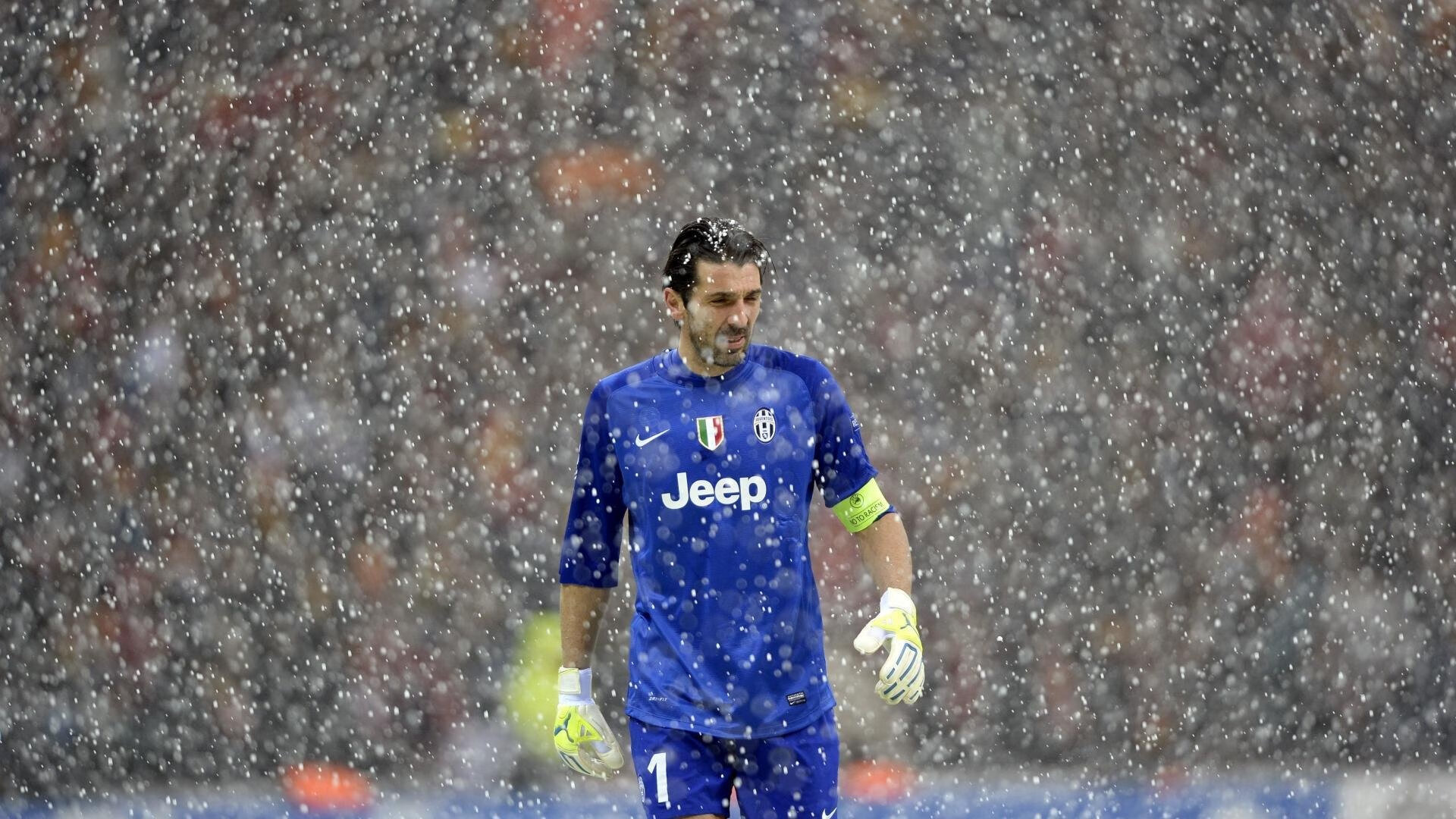 五大联赛是否将球员横向跑位质量列入战术考核重点，五大联赛跑动距离